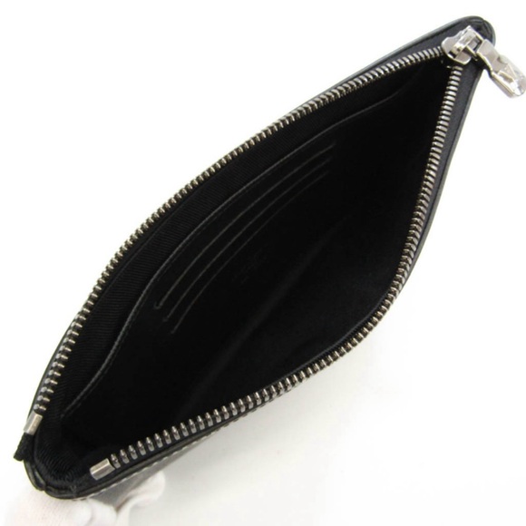 Louis Vuitton Pouch 100% Authentic - Picture 4 of 10